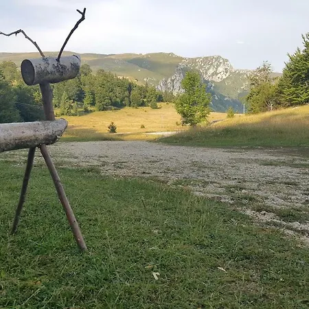 بيت خشبي Koliba 